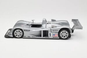 Cadillac Northstar LMP #1 24 Hours of Le Mans 2000 Hot Wheels 1:18 29225 Метал — снимка 4 от 8