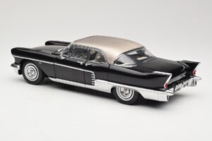 Cadillac Brougham Черен Sun Star 1:18 4001 Метал — снимка 7 от 8