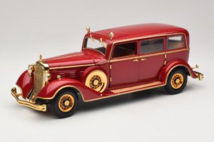 Cadillac Deluxe Tudor Държавна Лимузина Пуи Последният Китайски Император Sun Star 1:18 4100 Метал