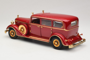 Cadillac Deluxe Tudor Държавна Лимузина Пуи Последният Китайски Император Sun Star 1:18 4100 Метал — снимка 7 от 9
