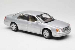 Cadillac DeVille DTS Maisto 1:18 56061 Метал — снимка 6 от 8