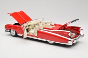 Cadillac Eldorado Biarritz Bolero Red Maisto 1:18 31813 Метал — снимка 5 от 8