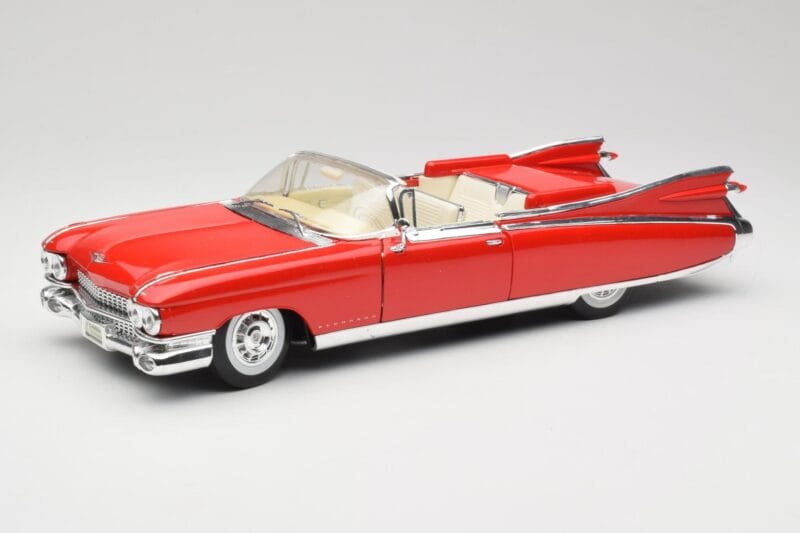 Cadillac Eldorado Biarritz Bolero Red Maisto 1:18 31813 Метал