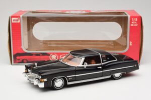 Cadillac Eldorado Черен Anson 1:18 30357 Метал — снимка 8 от 8