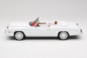 Cadillac Eldorado Кабриолет Бял MCG 1:18 MCG18474 Метал — снимка 3 от 7
