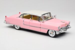 Cadillac Fleetwood Elvis Presley Розов MRC 1:18 LIC1000 Метал — снимка 6 от 8