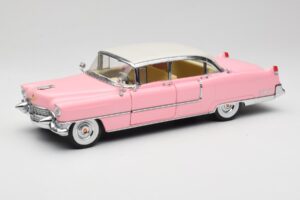 Cadillac Fleetwood Elvis Presley Розов MRC 1:18 LIC1000 Метал