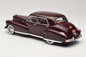 Cadillac Fleetwood 60 Special Sedan Червен MCG 1:18 MCG18071 Метал — снимка 5 от 6