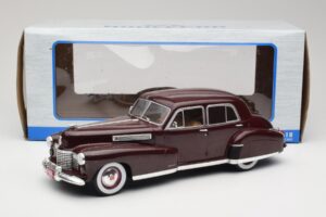 Cadillac Fleetwood 60 Special Sedan Червен MCG 1:18 MCG18071 Метал — снимка 6 от 6