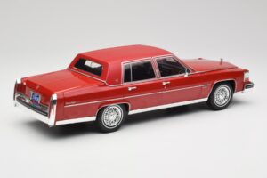 Cadillac Fleetwood Brougham Тъмно Червен Металик MCG 1:18 MCG18251 Метал — снимка 2 от 6