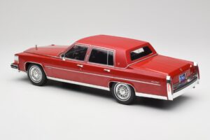 Cadillac Fleetwood Brougham Тъмно Червен Металик MCG 1:18 MCG18251 Метал — снимка 4 от 6