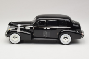 Cadillac Fleetwood Series 75 The Godfather Jada 1:18 91199 Метал — снимка 3 от 6