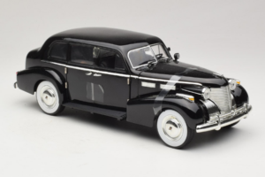 Cadillac Fleetwood Series 75 The Godfather Jada 1:18 91199 Метал — снимка 4 от 6