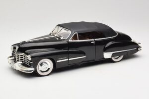 Cadillac Series 62 Черен Anson 1:18 30345 Метал
