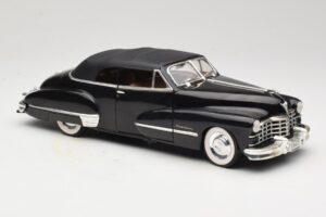 Cadillac Series 62 Черен Anson 1:18 30345 Метал — снимка 6 от 8