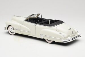Cadillac Series 62 Кабриолет Бял Anson 1:18 30335 Метал — снимка 7 от 8