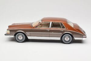 Cadillac Seville Brown Metallic BoS Models 1:18 BOS333 Смола — снимка 3 от 6