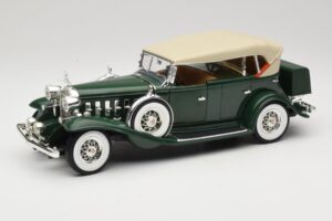 Cadillac Sport Phaeton Зелен Anson 1:18 30383 Метал — снимка 3 от 9