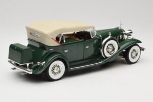 Cadillac Sport Phaeton Зелен Anson 1:18 30383 Метал — снимка 4 от 9
