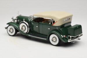 Cadillac Sport Phaeton Зелен Anson 1:18 30383 Метал — снимка 8 от 9