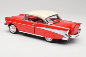 Chevrolet Bel Air Matador Червен & India Слонова Кост Road Legends 1:18 92109 Метал — снимка 7 от 8