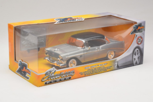 Chevrolet Bel Air Chrome Silver Jada 1:24 253745013 Метал — снимка 2 от 3