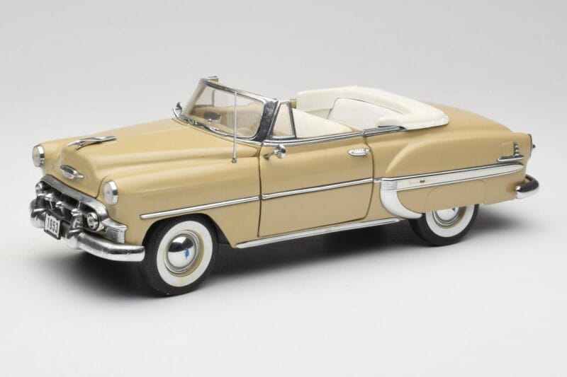 Chevrolet Bel Air Кабриолет Кремав Sun Star 1:18 1623 Метал