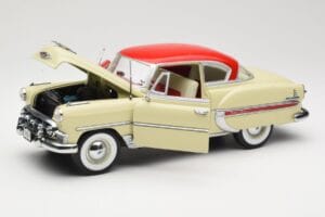 Chevrolet Bel Air Бежов Sun Star 1:18 1600 Метал — снимка 2 от 8