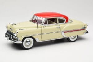 Chevrolet Bel Air Бежов Sun Star 1:18 1600 Метал