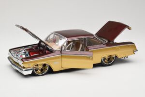 Chevrolet Bel Air Златен & Кафяв Maisto 1:18 31064 Метал — снимка 2 от 8