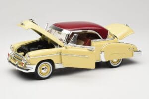 Chevrolet Bel Air Жълт & Червен Motormax 1:18 73111 Метал — снимка 2 от 8