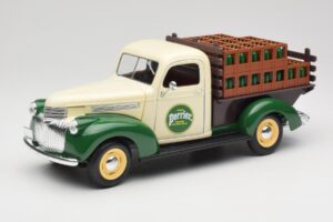 Chevrolet Brasseur Perrier Delivery Van Зелен Solido 1:18 203243 Метал
