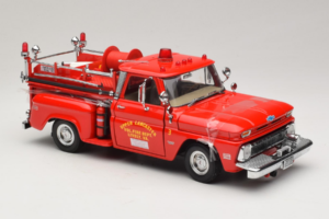 Chevrolet C-20 Fire Truck Sun Star 1:18 1383 Метал — снимка 4 от 6