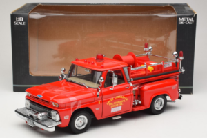 Chevrolet C-20 Fire Truck Sun Star 1:18 1383 Метал — снимка 6 от 6