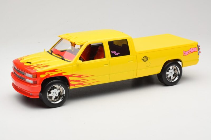 Chevrolet C2500 Silverado Pussy Wagon From Kill Bill Жълт GreenLight 1:18 19015 Метал