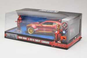 Chevrolet Camaro Iron Man С Фигурка Metals Diecast 1:24 99724 Метал — снимка 3 от 3