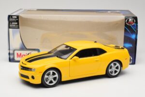 Chevrolet Camaro SS RS Жълт Maisto 1:18 31173 Метал — снимка 8 от 8