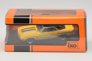 Chevrolet Camaro Yenko SYC Жълт IXO 1:43 CLC591N Метал — снимка 4 от 4