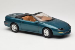 Chevrolet Camaro Z28 Кабриолет Зелен American Muscle 1:18 7231D0 Метал — снимка 6 от 8