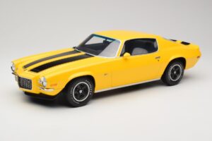 Chevrolet Camaro Z28 RS Daytona Yellow Otto 1:12 G085 Смола