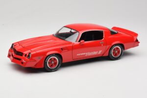 Chevrolet Camaro Z28 Yenko Turbo Z Червен GreenLight 1:18 12999 Метал