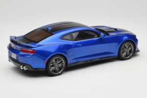 Chevrolet Camaro ZL1 Gen 6 Син GT Spirit 1:18 GT177 Смола — снимка 2 от 6