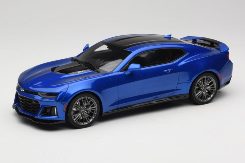 Chevrolet Camaro ZL1 Gen 6 Син GT Spirit 1:18 GT177 Смола