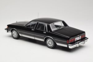 Chevrolet Caprice Черен MCG 1:18 MCG18113 Метал — снимка 5 от 6