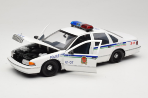 Chevrolet Caprice Канада Полиция UT Models 1:18 21023 Метал — снимка 2 от 8