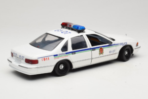 Chevrolet Caprice Канада Полиция UT Models 1:18 21023 Метал — снимка 3 от 8