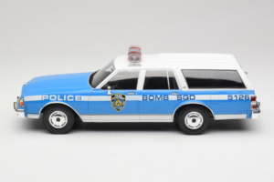 Chevrolet Caprice Estate Wagon NYPD MCG 1:18 MCG18477 Метал — снимка 3 от 6