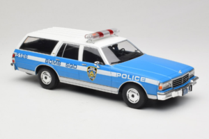 Chevrolet Caprice Estate Wagon NYPD MCG 1:18 MCG18477 Метал — снимка 4 от 6