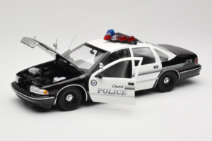 Chevrolet Caprice Glendale Полиция UT Models 1:18 21026 Метал — снимка 2 от 8