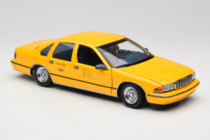 Chevrolet Caprice Такси NYC UT Models 1:18 180142095-O1 Метал — снимка 6 от 8